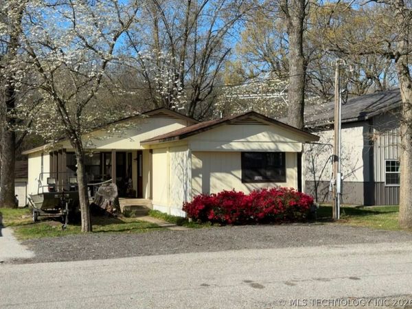 61113 E 310 Road , Grove, OK 74344