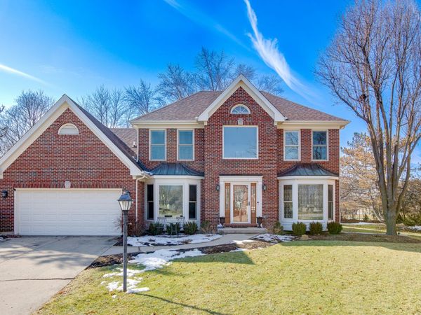 560 Partridge Drive, West Chicago, IL 60185