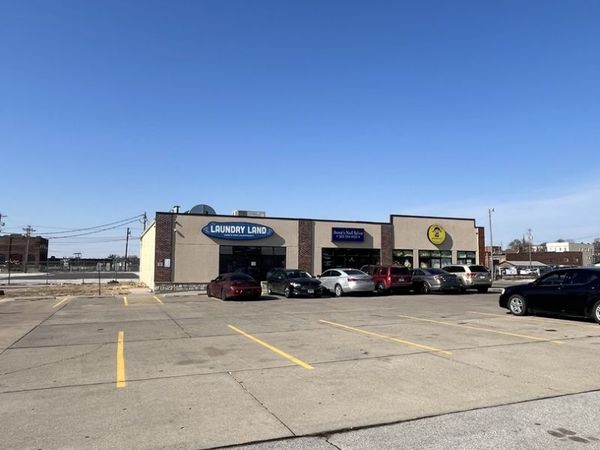 1115 W 2nd Street, Davenport, IA 52802