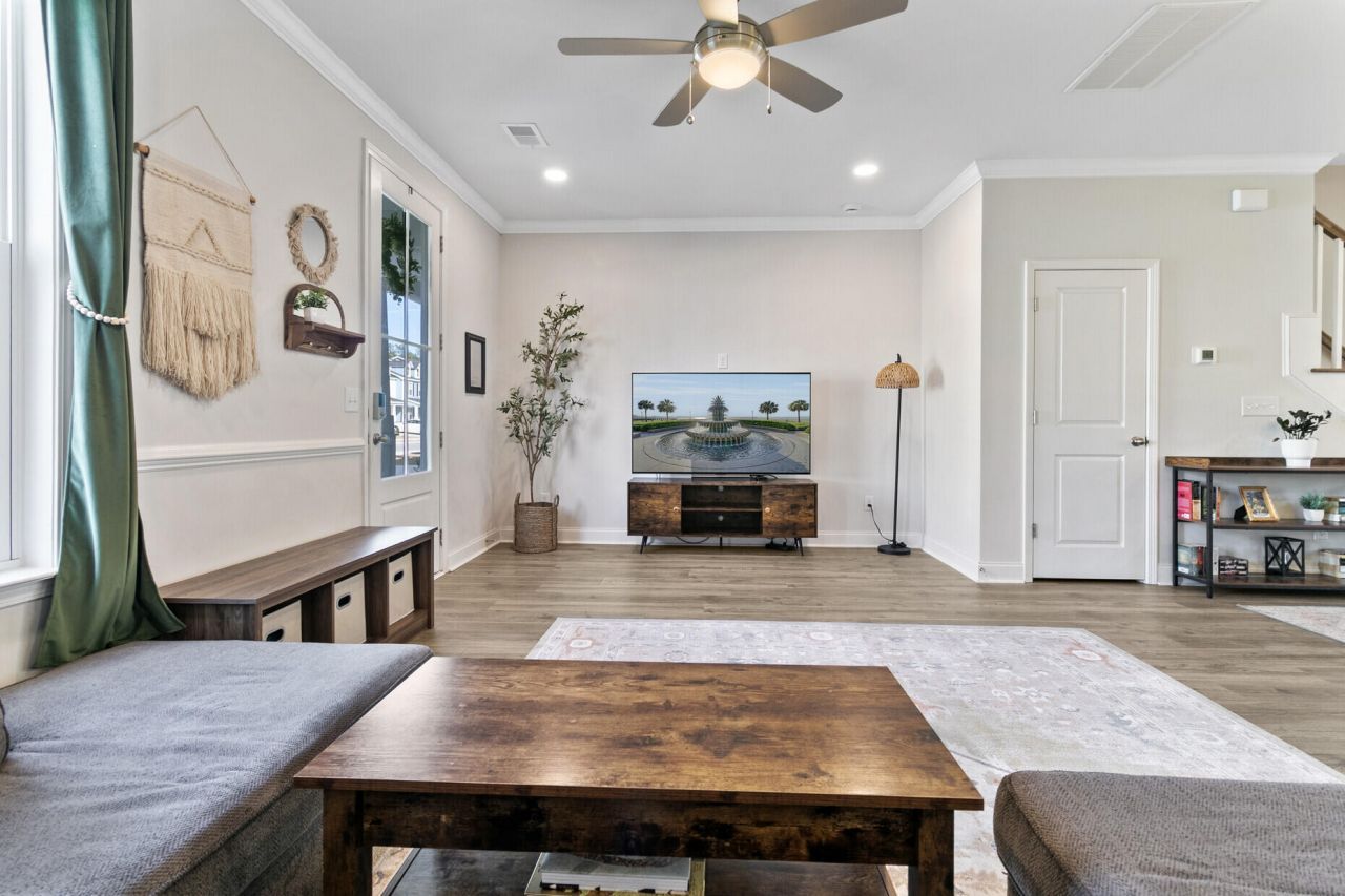 511 Green Fern Drive Photo 15