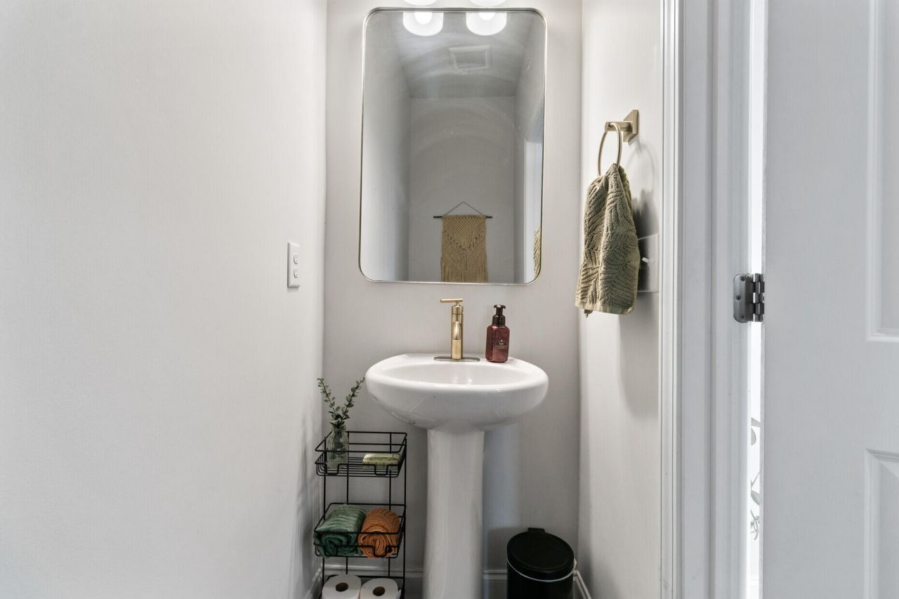 511 Green Fern Drive Photo 18