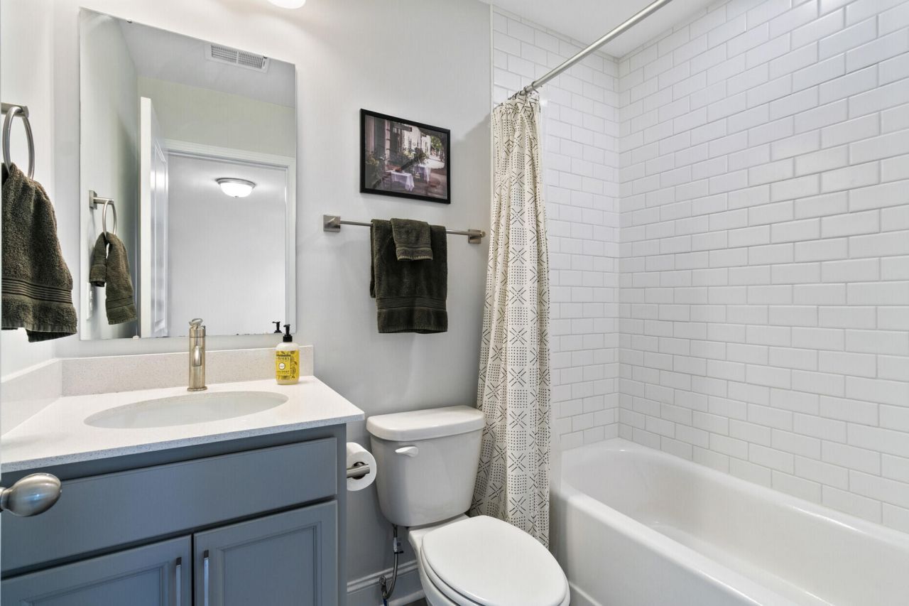 511 Green Fern Drive Photo 27