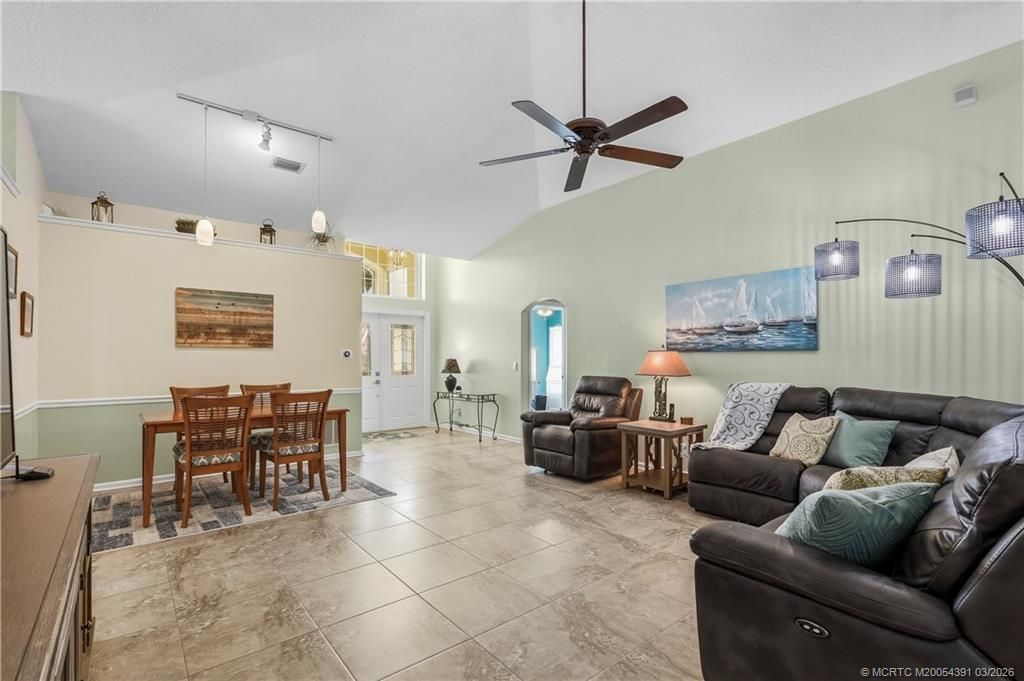 820 NW Waterlily Place, Jensen Beach, FL 34957 Photo