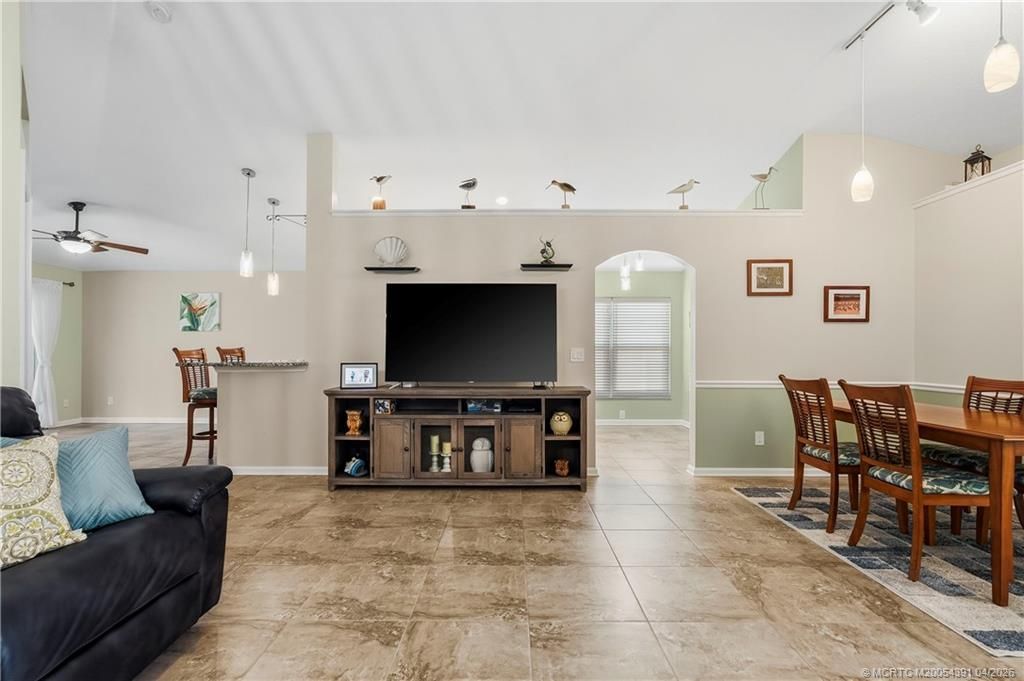 820 NW Waterlily Place, Jensen Beach, FL 34957 Photo