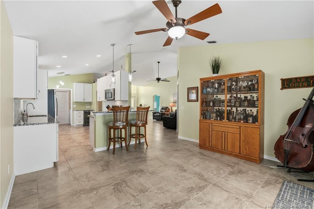 820 NW Waterlily Place, Jensen Beach, FL 34957 Photo