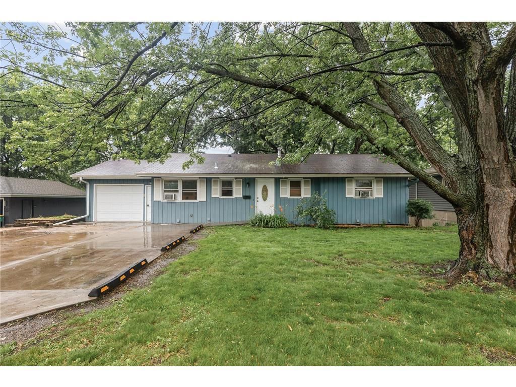 3108 Virginia Avenue N, Crystal, MN 55427 Main Photo