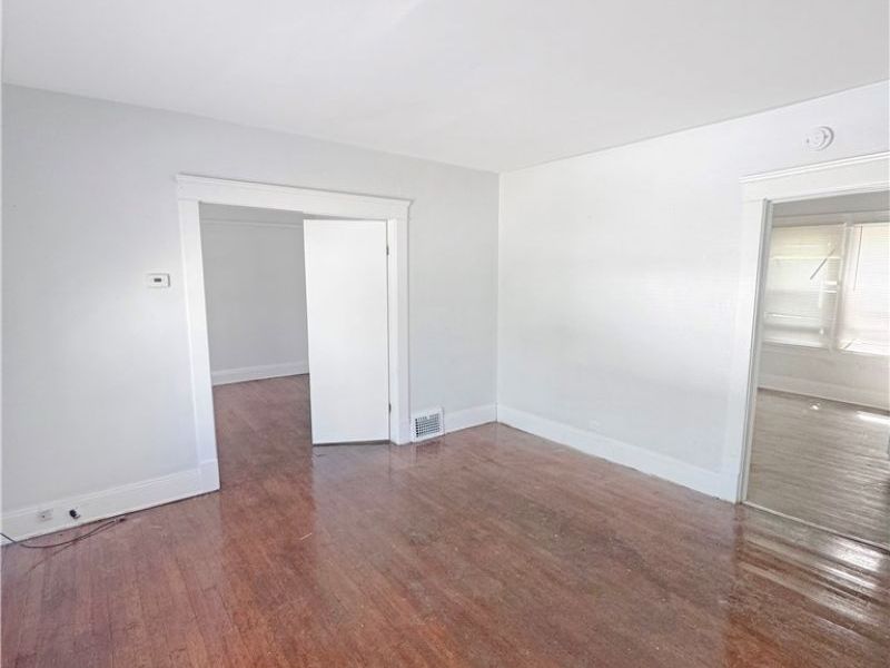 1156 Carl Avenue, Cleveland, OH 44103 Photo 4