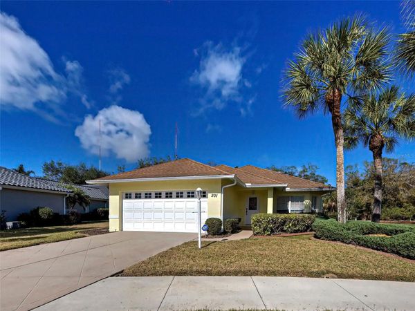 201 KING PALM COURT, VENICE, FL 34292