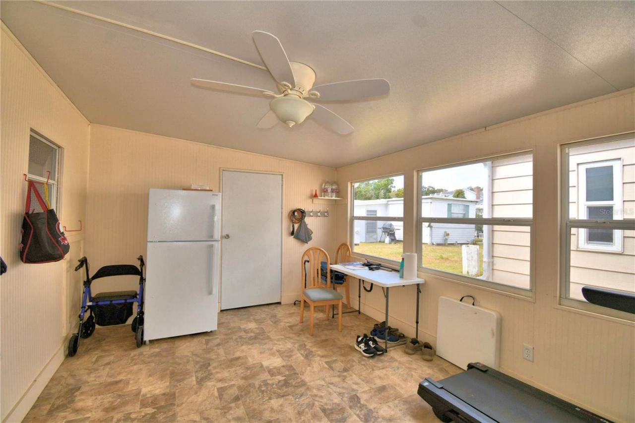 145 Holiday Lane, Auburndale, FL 33823 Photo