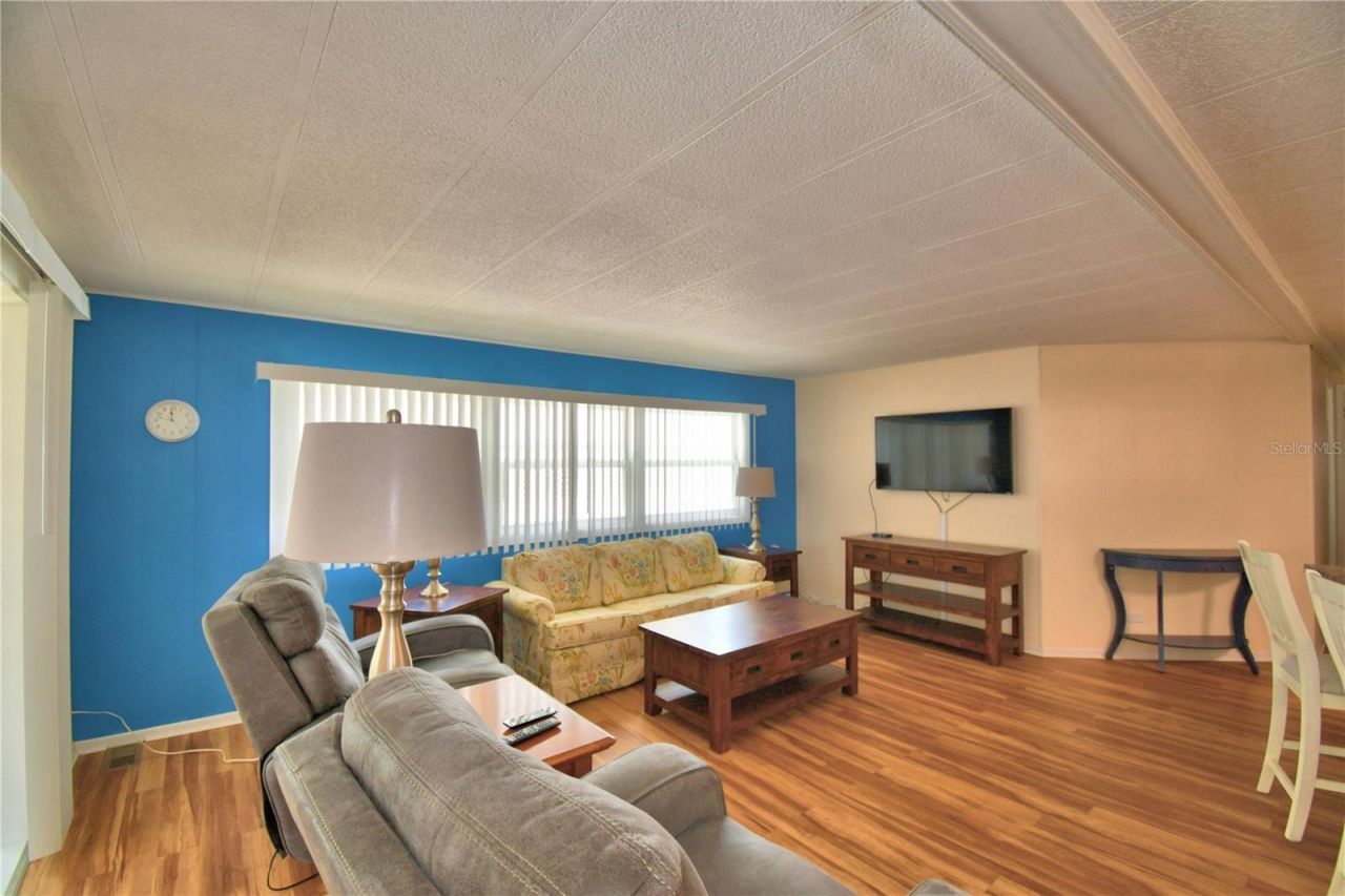 145 Holiday Lane, Auburndale, FL 33823 Photo