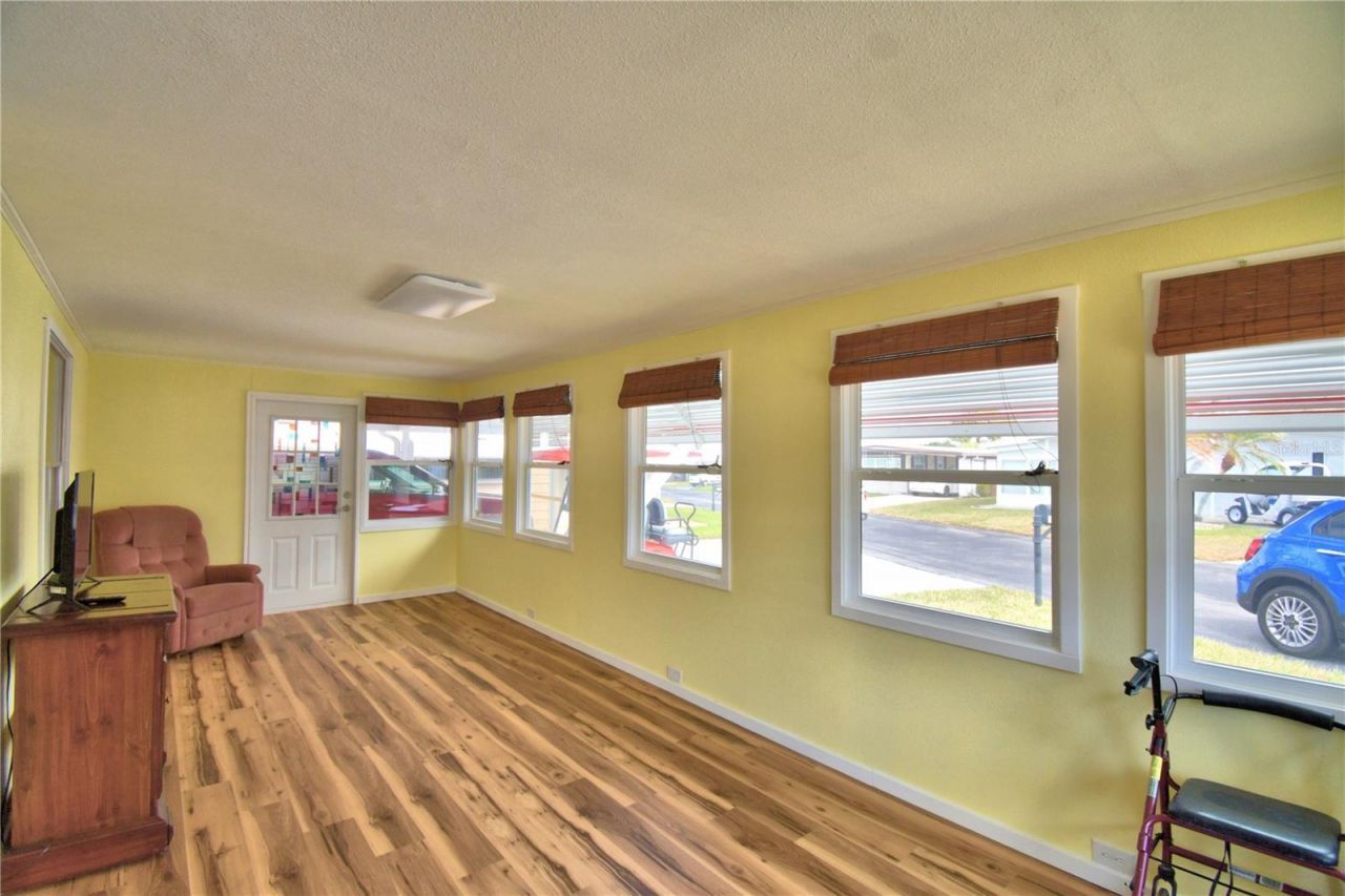 145 Holiday Lane, Auburndale, FL 33823 Photo