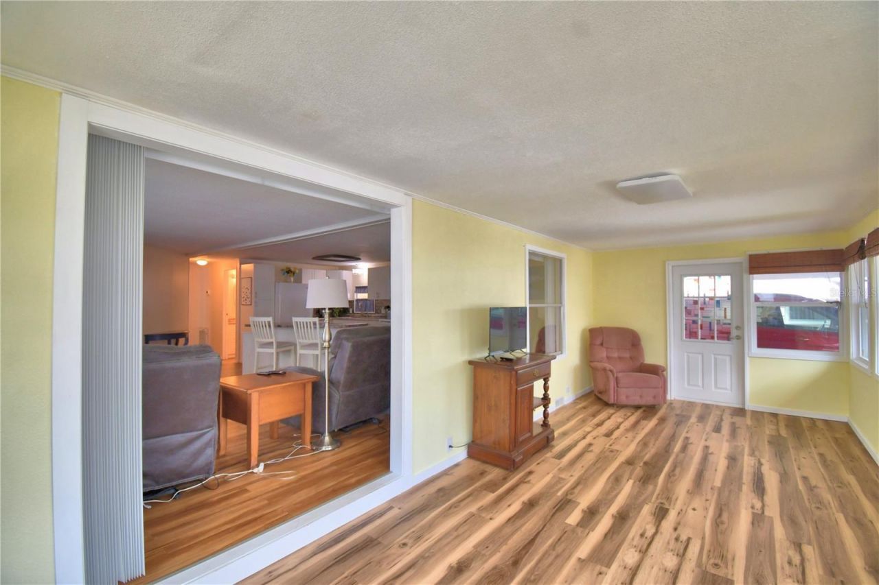 145 Holiday Lane, Auburndale, FL 33823 Photo