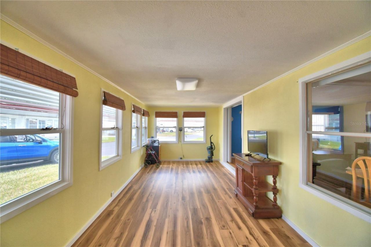 145 Holiday Lane, Auburndale, FL 33823 Photo