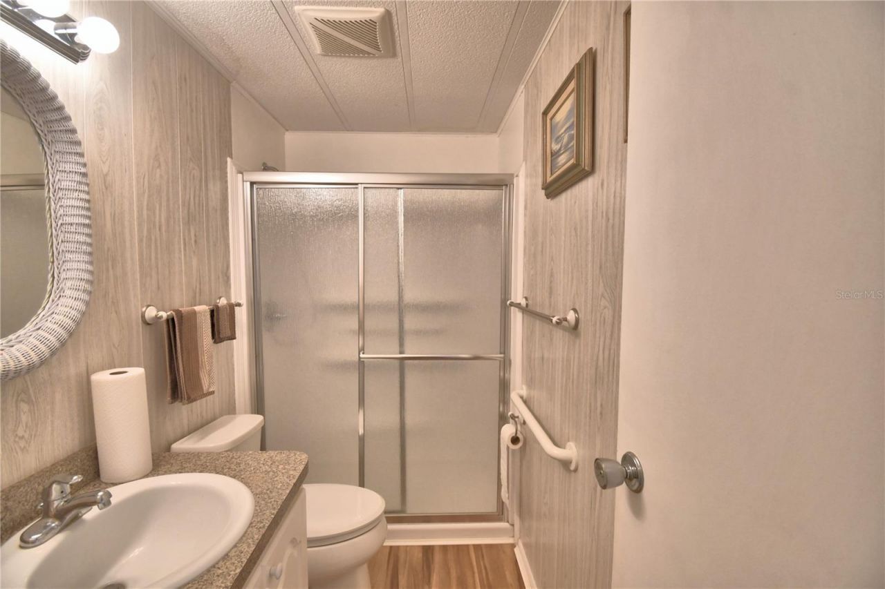 145 Holiday Lane, Auburndale, FL 33823 Photo