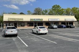 852 Dupont Road photo 4