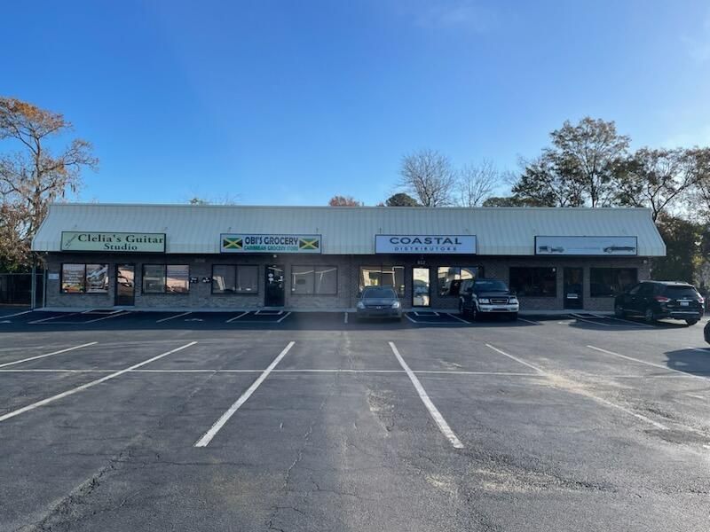 852 Dupont Road Photo 4