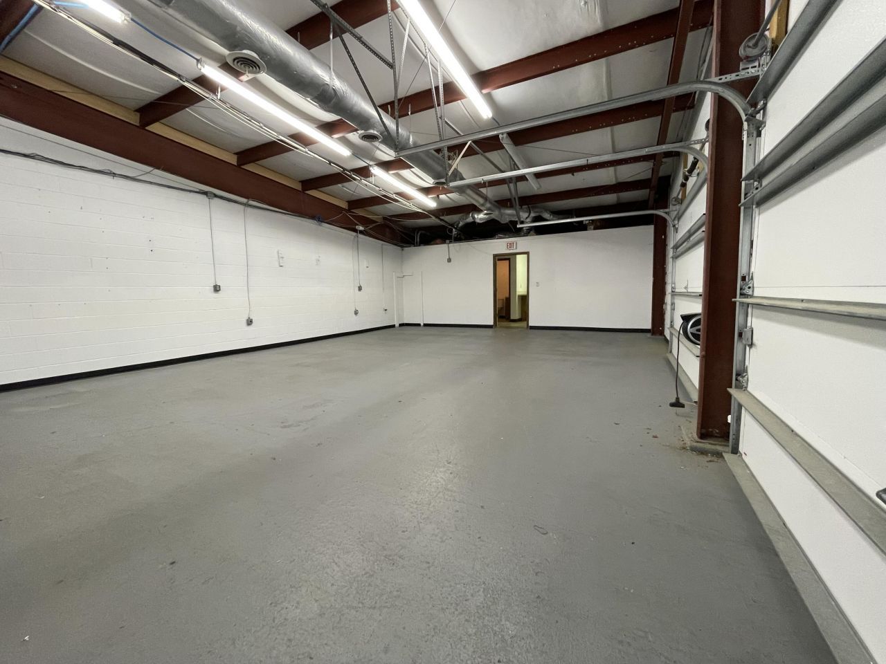 852 Dupont Road Photo 7