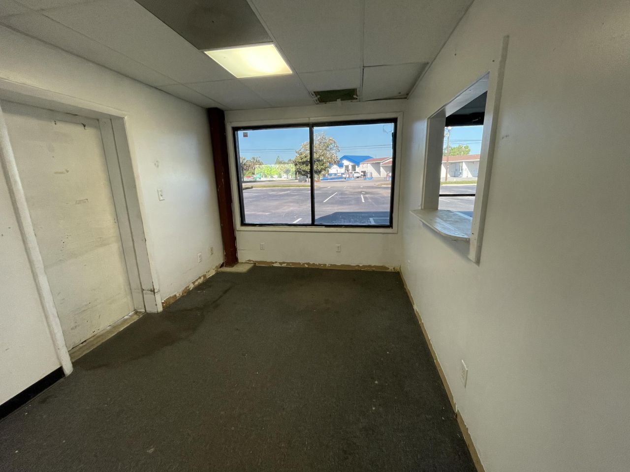 852 Dupont Road Photo 8