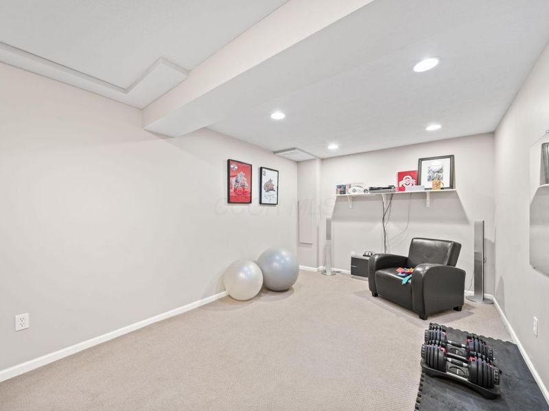 2073 Parklawn Drive, Lewis Center, OH 43035 Photo 26