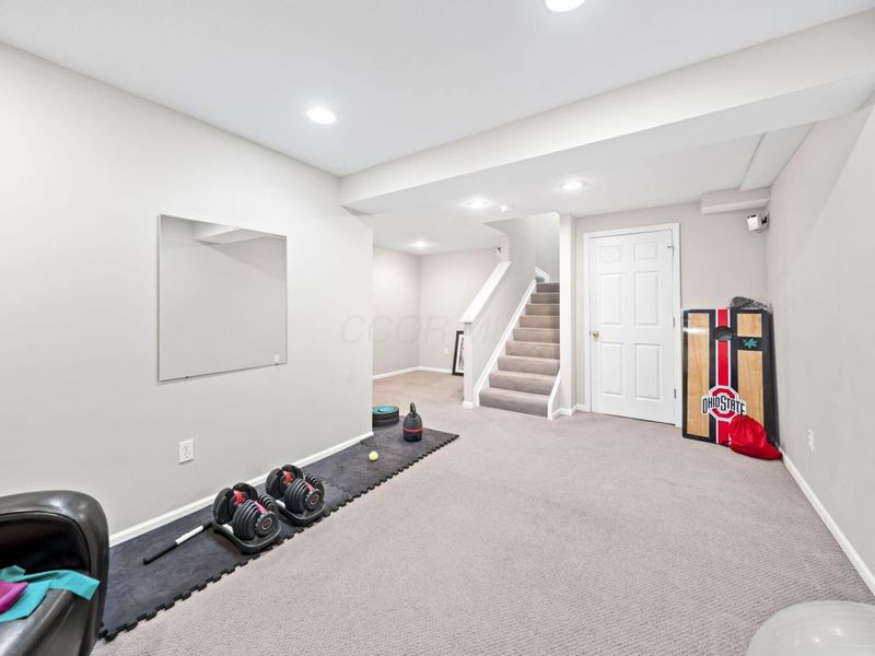 2073 Parklawn Drive, Lewis Center, OH 43035 Photo 27