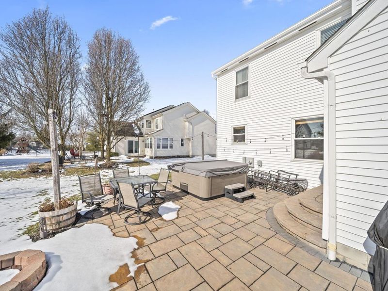 2073 Parklawn Drive, Lewis Center, OH 43035 Photo 29