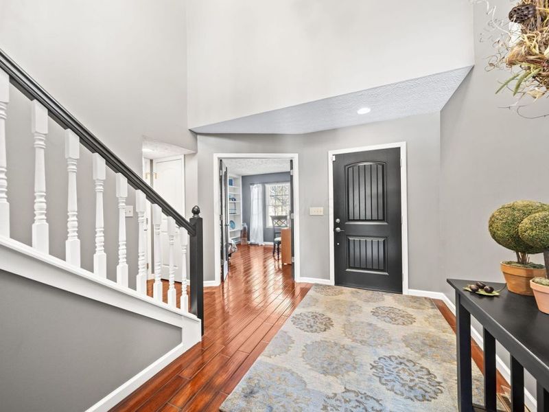 2073 Parklawn Drive, Lewis Center, OH 43035 Photo 4