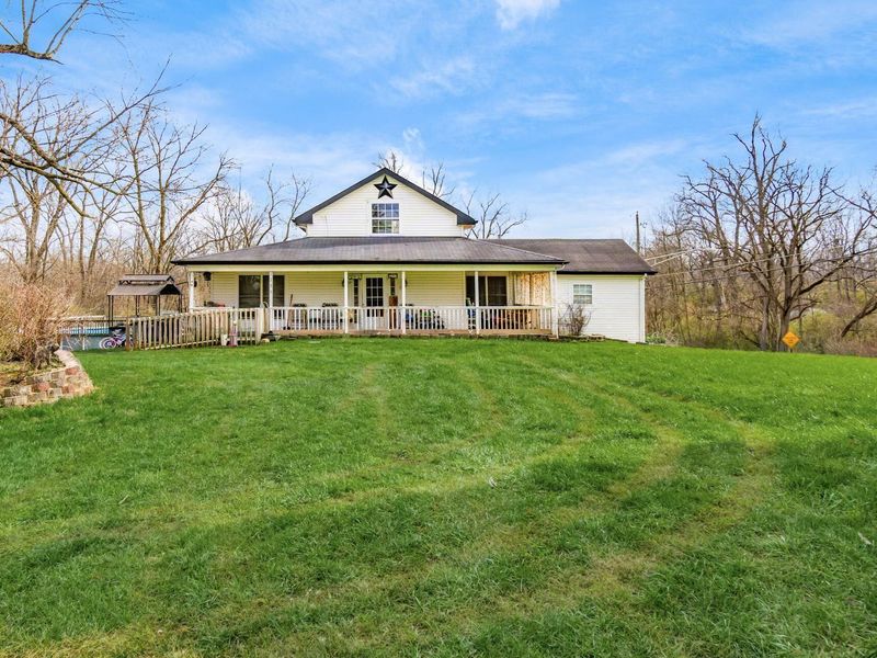 1735 Dyer Road, Grove City, OH 43123 Photo 1