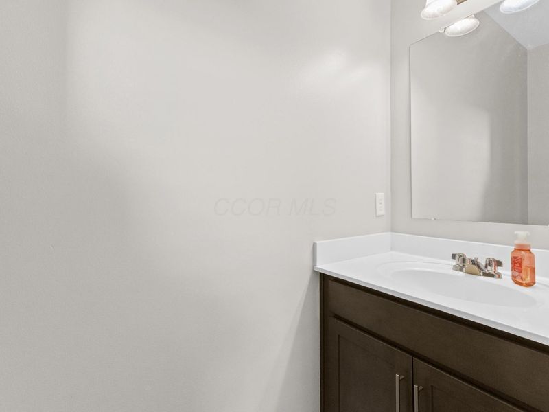 1132 Ayrshire Drive, Obetz, OH 43207 Photo 11