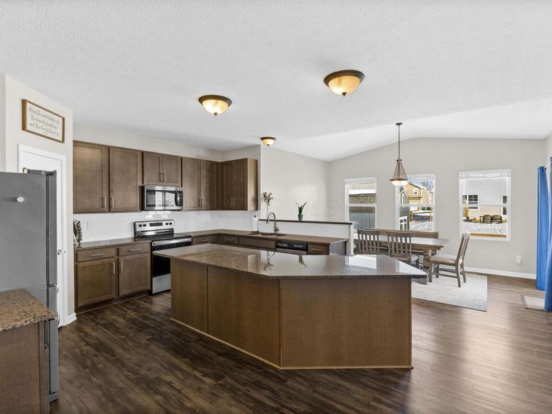 1132 Ayrshire Drive, Obetz, OH 43207 Photo 13