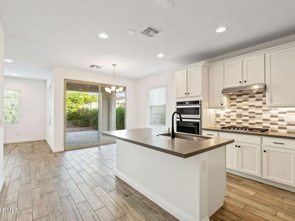 6425 N 17TH Street, Phoenix, AZ 85016