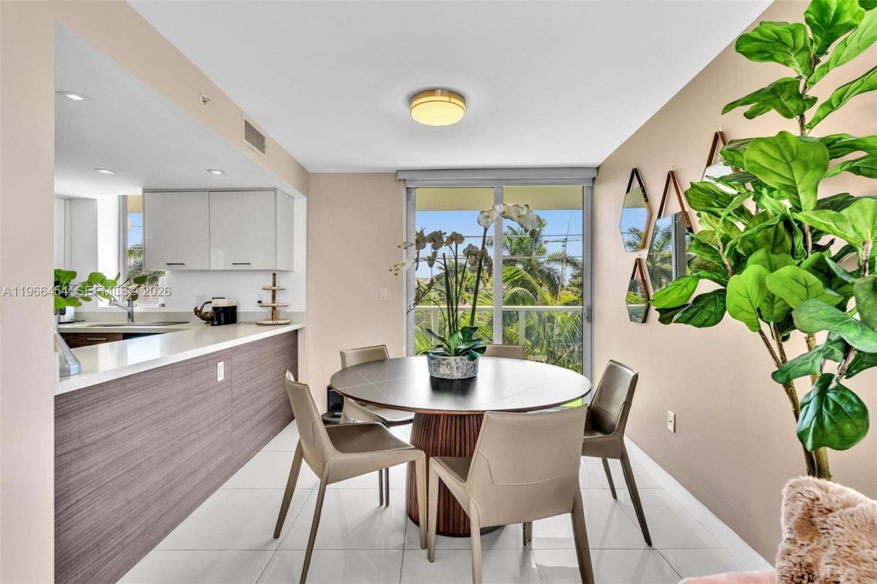 9901 E Bay Harbor Dr, Unit 403, Bay Harbor Islands, FL 33154 Photo