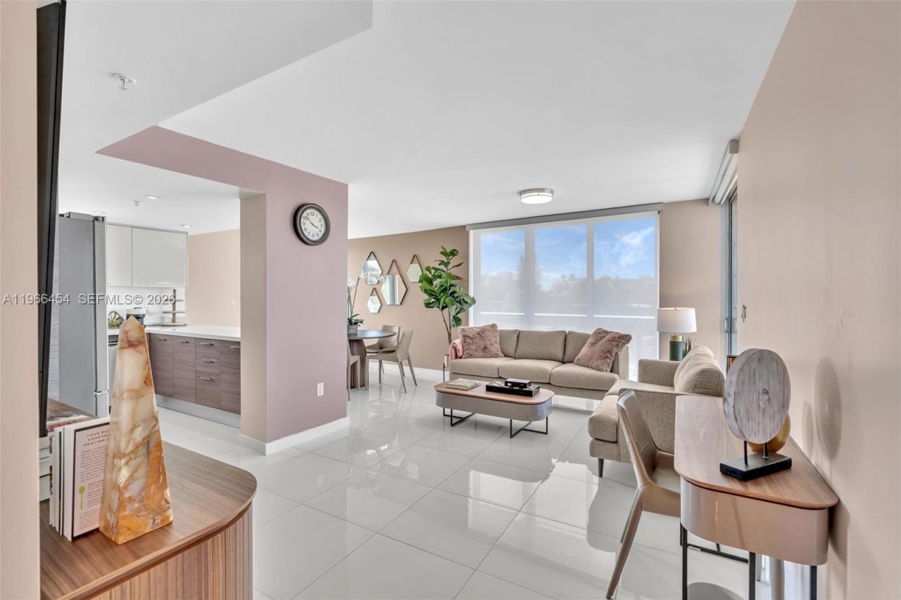 9901 E Bay Harbor Dr, Unit 403, Bay Harbor Islands, FL 33154 Photo