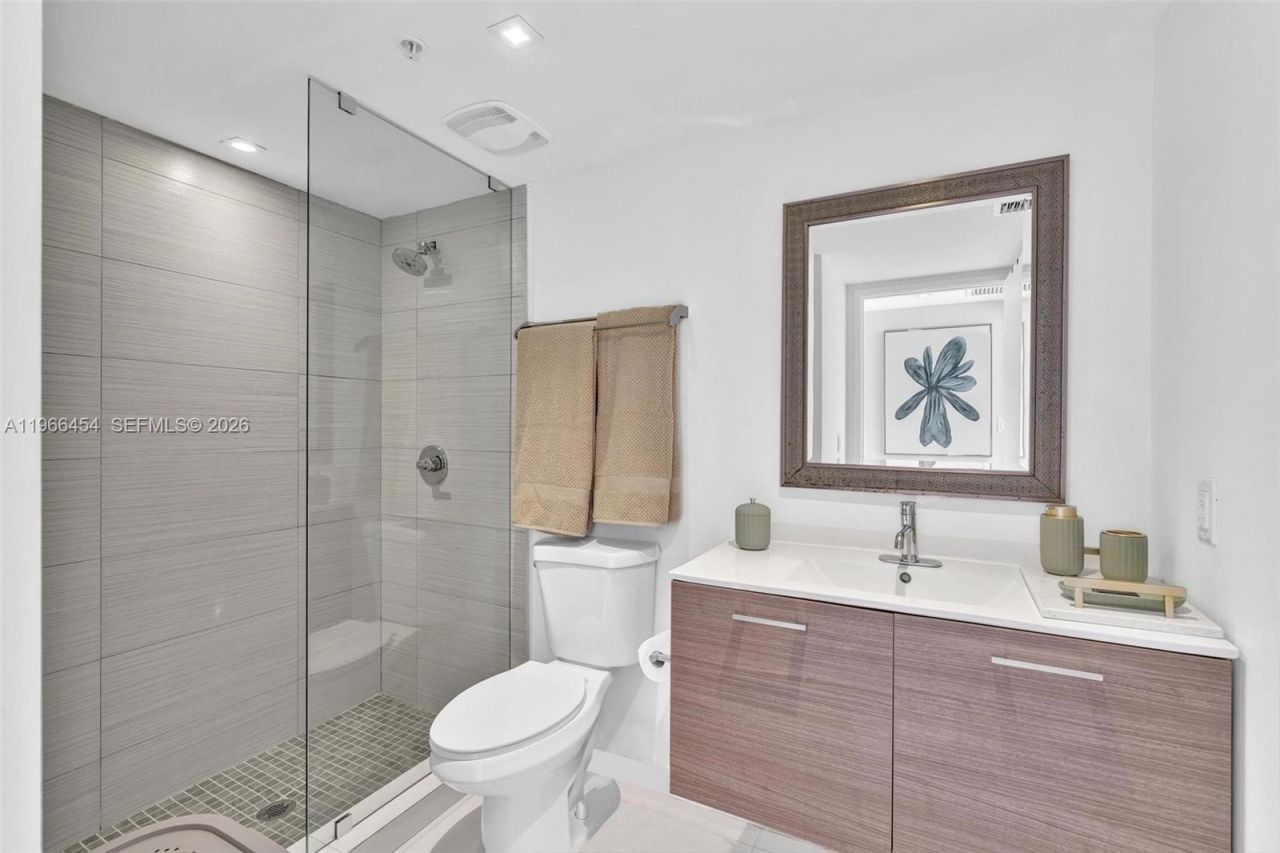 9901 E Bay Harbor Dr, Unit 403, Bay Harbor Islands, FL 33154 Photo