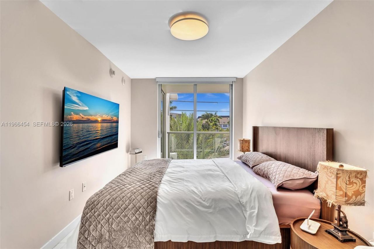 9901 E Bay Harbor Dr, Unit 403, Bay Harbor Islands, FL 33154 Photo