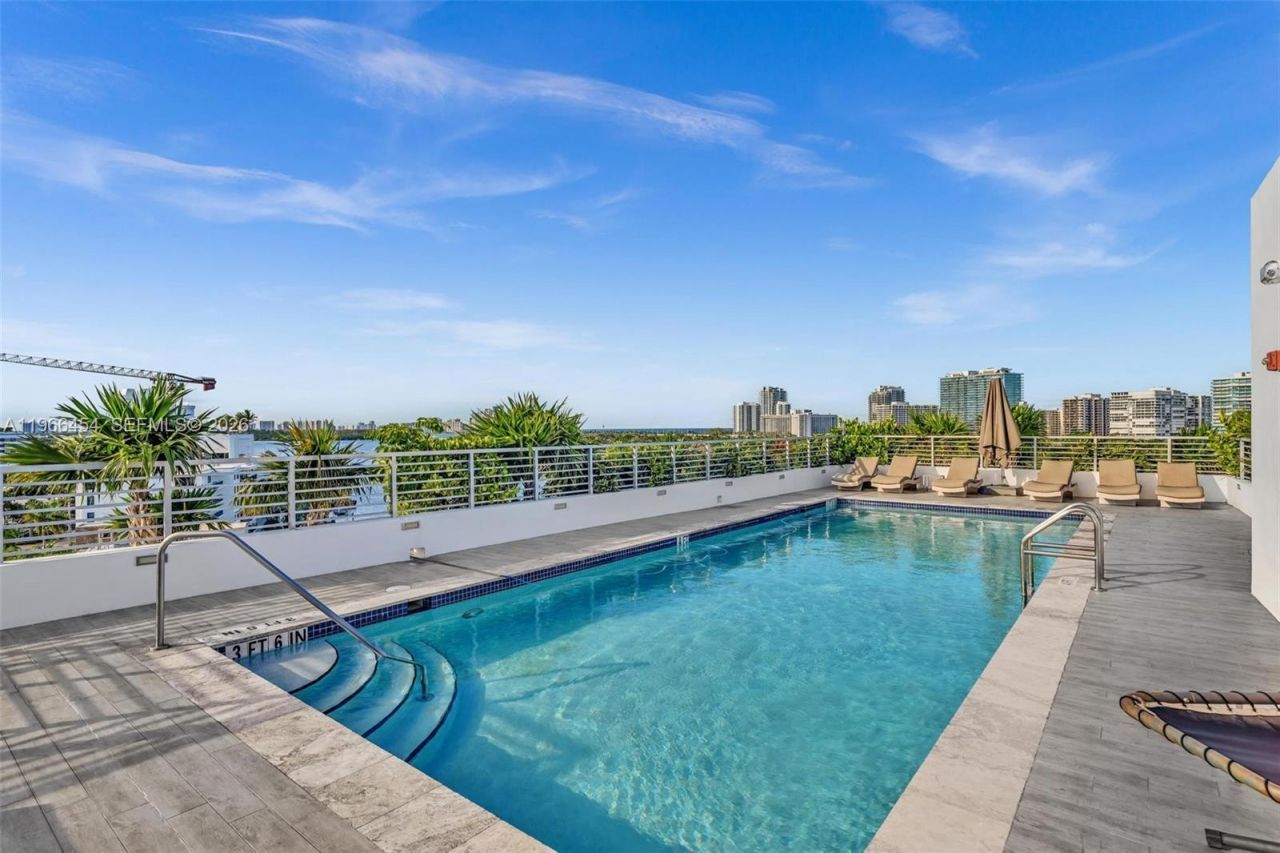 9901 E Bay Harbor Dr, Unit 403, Bay Harbor Islands, FL 33154 Photo