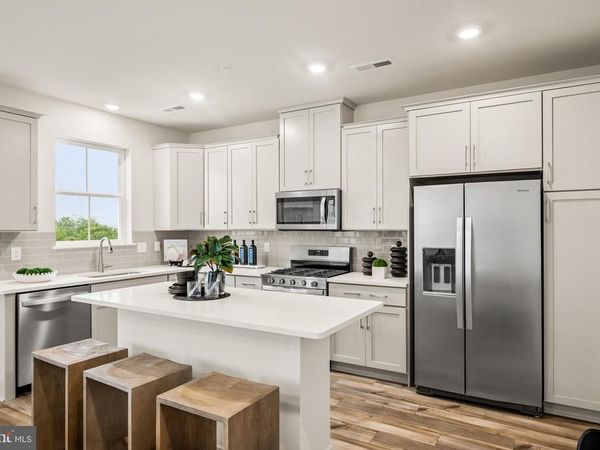 854 GRAPHITE DRIVE, PHOENIXVILLE, PA 19460