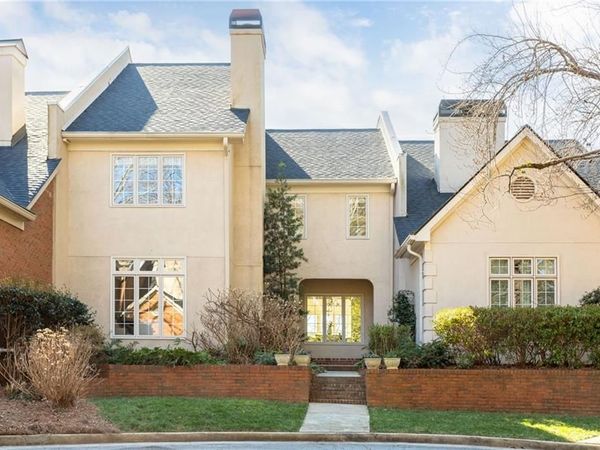 31 Paces West Place NW, Atlanta, GA 30327