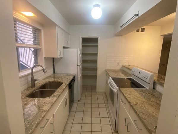 2208 Enfield RD, Unit 10500, Austin, TX 78703