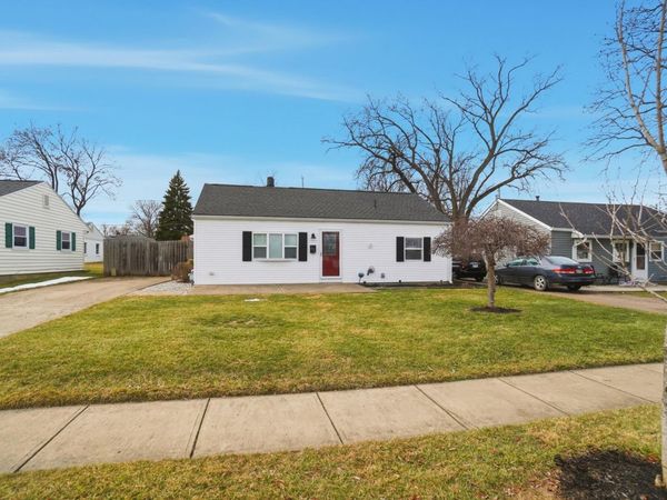 65 Kiser Drive, Tipp City, OH 45371