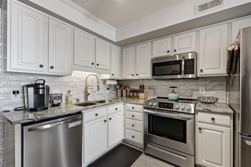 5600 N Ocean Blvd. Photo 12