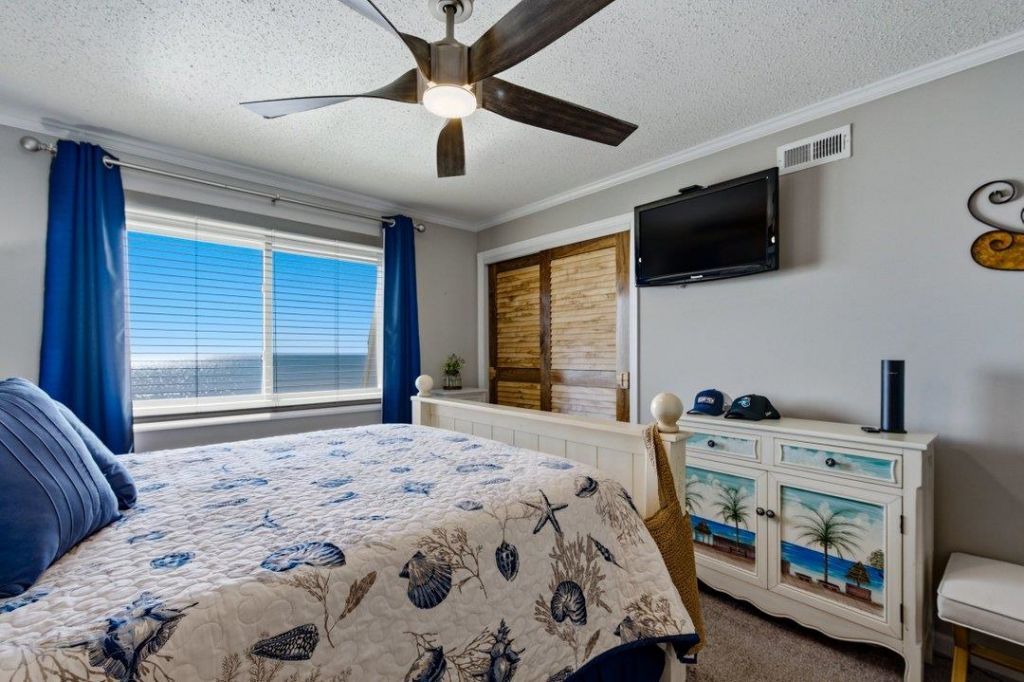 5600 N Ocean Blvd. Photo 16