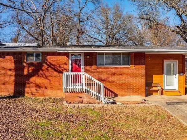 909 W 54Th St Street, North Little Rock, AR 72118
