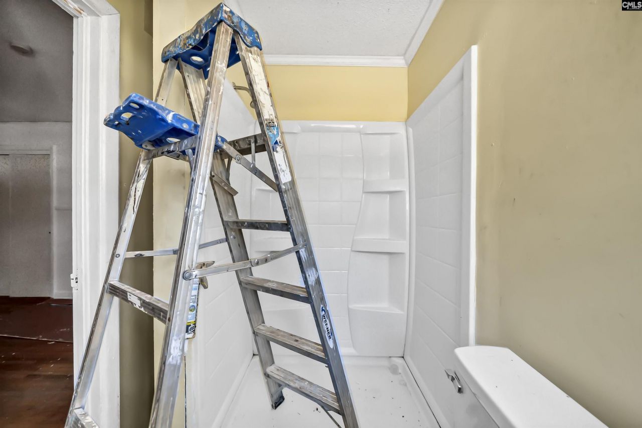 5424 Knoll Road Photo 10