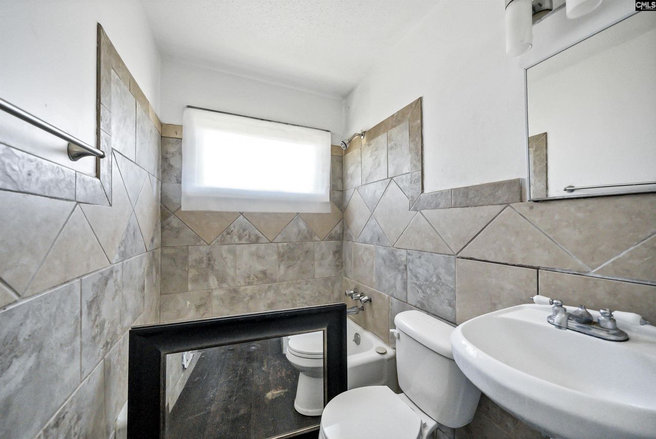 5424 Knoll Road Photo 13