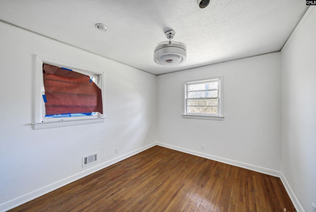 5424 Knoll Road Photo 15