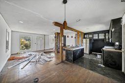 5424 Knoll Road photo 4