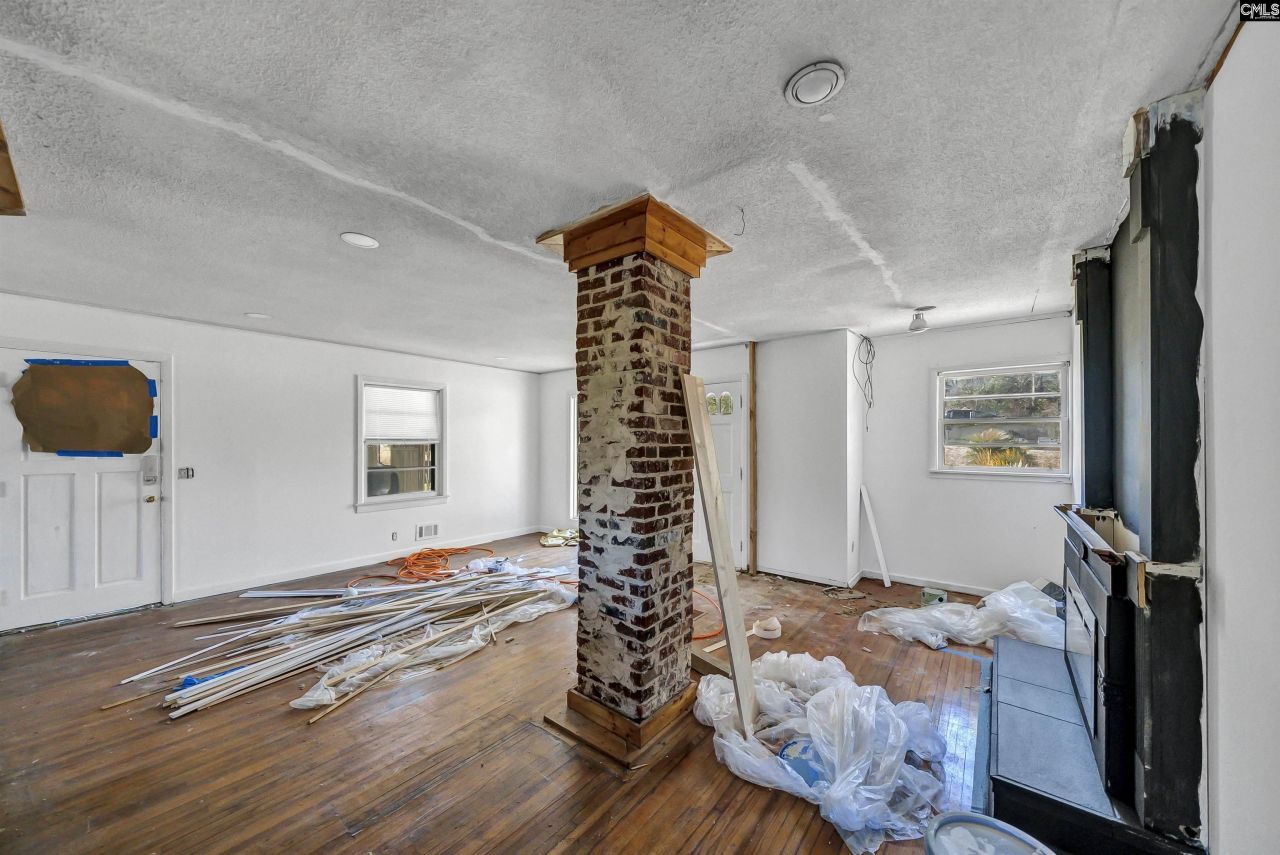 5424 Knoll Road Photo 8