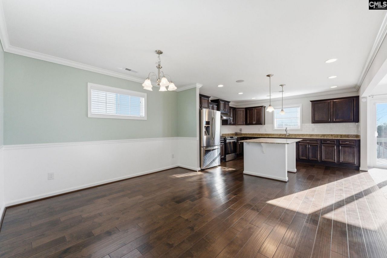 314 Summitbluff Court  Photo 10