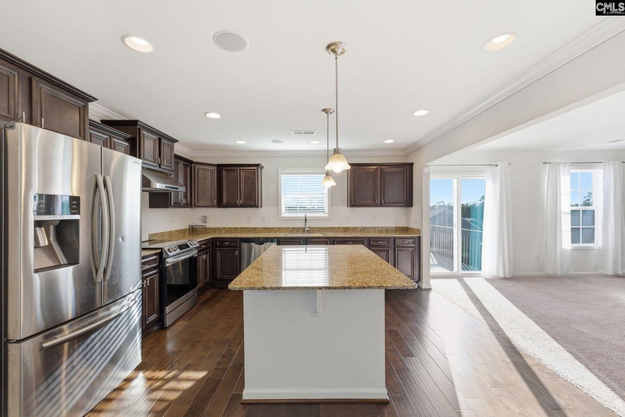 314 Summitbluff Court  Photo 14