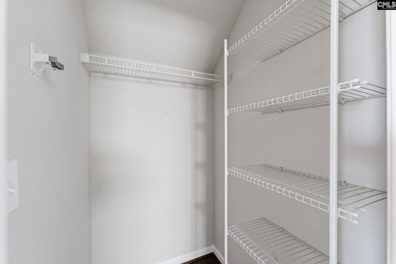 314 Summitbluff Court  Photo 18